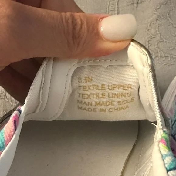 Lilly Pulitzer Julie Sneaker Multi Canvas Size 6.5 Women - Picture 7 of 8